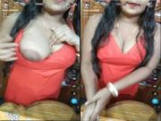 Bhabhi Shows her boobs on Tango Live Show