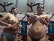 Bhabhi Shows Her Boobs and Pussy
