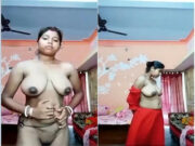 Desi Boudi Shows Her Nude Body